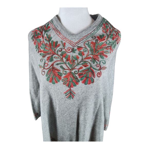 Pure 100% Cashmere Hand Embroidered Poncho Shaw - Picture 2 of 5